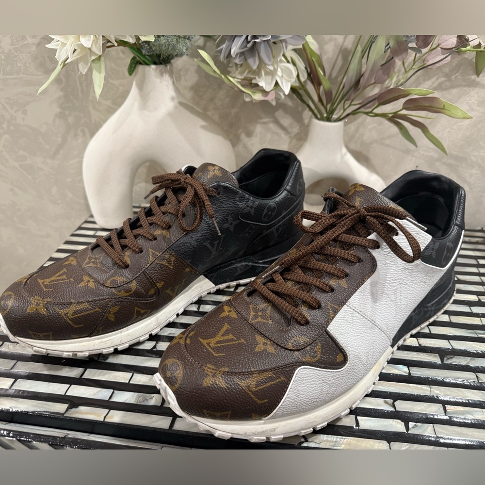Louis Vuitton Authentic Run Away Sneaker - Men’s size 12 - Mint Condition